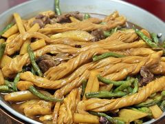 排骨土豆豆角焖卷子-王学胜肉饼