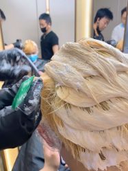 -变画·发型STUDIO