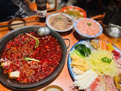 -周小明火锅(黑金冠社区店)