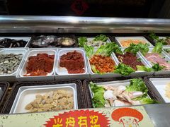 -尚品海鲜肥牛自助火锅(湖明店)