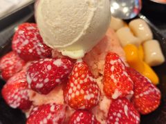 芋见草莓冰沙-红星前进面包牛奶公司(五道口购物中心店)