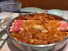 -黄记煌三汁焖锅(新佳丽江汉路店)