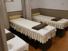 -蓉城阳光推拿馆(理想中心店)
