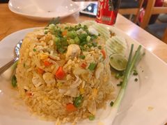 -J Daeng Seafood