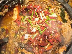 -鸣记脆皮烤鱼·海鲜烤鱼(三八广场店)