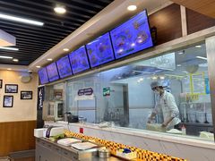 -陇兴楼兰州拉面(西安咸阳国际机场店)