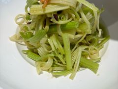 马家沟芹菜拌海米-大锅强·蒸海鲜青岛菜(吾悦广场店)