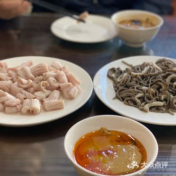 带娘亲来前门买鞋，顺便让娘亲尝尝老北京的爆肚冯
