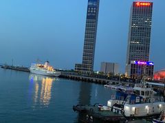 -东港音乐喷泉广场