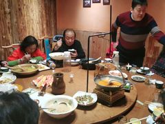 -老滇山寨•云南特色菜•地方菜•民族风情歌舞表演(金碧店)