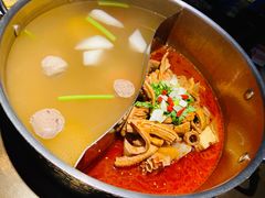 鲜牛杂鸳鸯锅-左庭右院鲜牛肉火锅(新梅广场店)