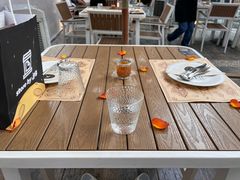 -Mark&Mars Restaurant