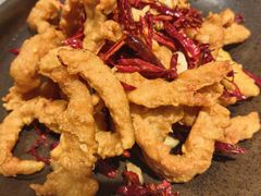 -阿瓦山寨·湘菜现炒·剁椒鱼头王(咸阳总店)