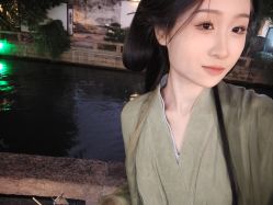 -一揽芳华汉服旗袍体验馆(拙政园店)