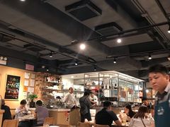 大堂-裕.鹅庄