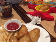 -必胜客(百联又一城店)