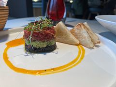 牛肉塔塔配牛油果黑橄榄酱-Solo(衡山路店)