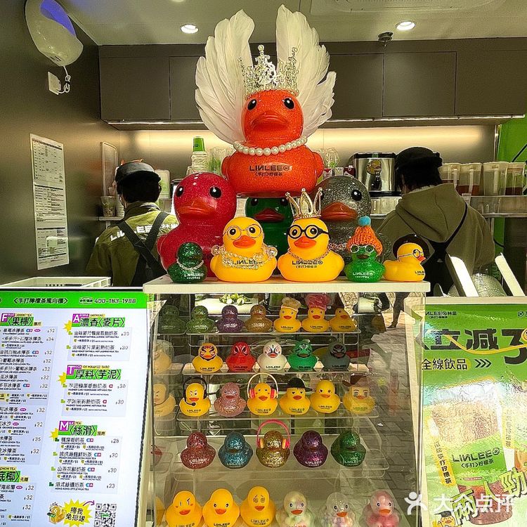 在香港!!!全城派送小黄鸭啊啊啊…🦆