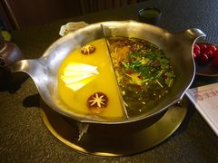 红颜花椒鸡锅-湊湊火锅·茶憩(和平大悦城店)