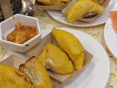 -金马门国际美食百汇(珞喻路店)