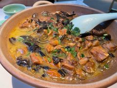 小鸡炖榛蘑-止观小馆·辽河口渔家菜(王府井店)
