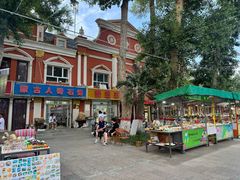 -布尔津河堤夜市