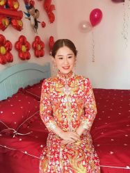 -艾朵婚纱
