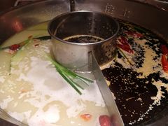 -佬土鹅肠火锅(解放路店)