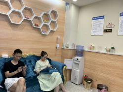 -痘院士专业祛痘皮肤管理