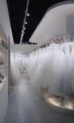 -PAI婚纱礼服设计馆【大牌租赁/高级定制】