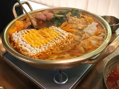 部队火锅加芝士-HOTISLAND海鸡岛·韩国料理(江南西店)
