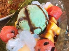 雪糕布丁水果船-香港表哥茶餐厅(银泰百货店)