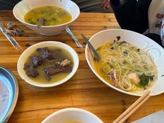 -文山荷鲜居(翠湖店)