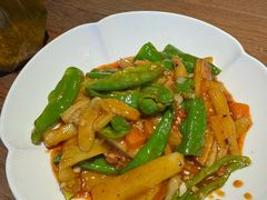 虎皮辣子烧茄子-俭寨小公鸡新疆菜·大盘鸡·烧烤