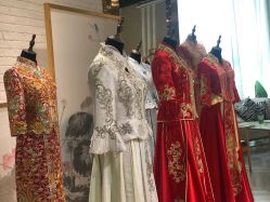 -Lady  Jane高端婚纱礼服馆