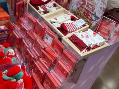 -名创优品(万达广场河东店)