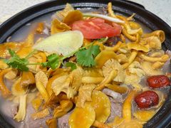 -九寨沟特色牦牛肉汤锅