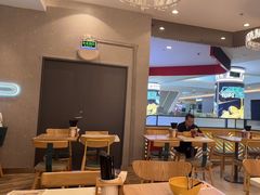 -谭仔米线(皇庭广场店)