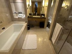 -上海新锦江大酒店