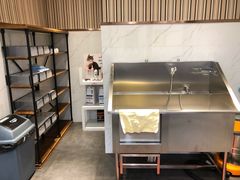 -宠爱国际动物医院· 猫科· 外科·中兽医(长白店)