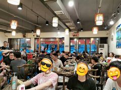大堂-肖肖酸萝卜鱼火锅(总店)