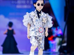 -潮童星少儿模特形体培训(郑州总校)