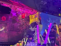 -喜鹊音乐酒馆(西街店)