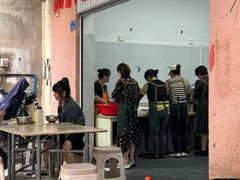 -依云煎包店