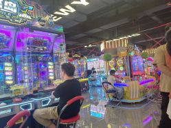-木马王国(萧山银隆店)