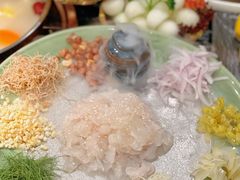 -得意咚瓜·顺德鱼生·冬瓜火锅(深圳首店)