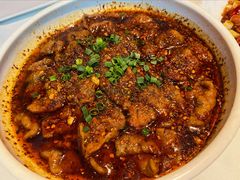 水煮牛肉-尘香•传统川菜(创汇首座店)