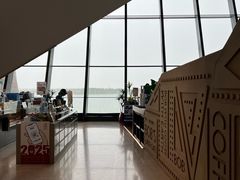 -抱抱地球咖啡馆(国家海洋博物馆店)