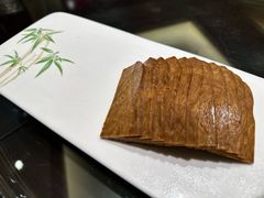 -梅龙镇酒家(南京西路总店)