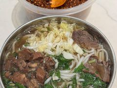 -花溪王记牛肉粉(四季花溪商场店)